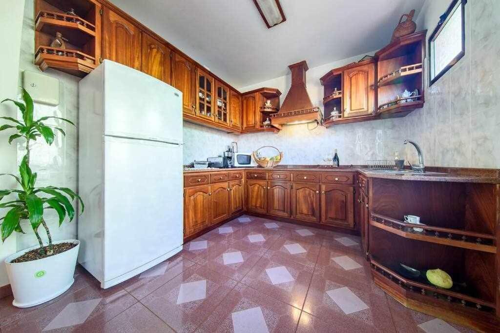 Lombo Cesteiro Guesthouse Tabua  Zewnętrze zdjęcie